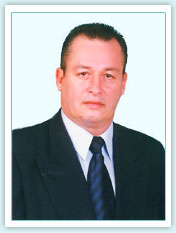 Dr. Mario Paz